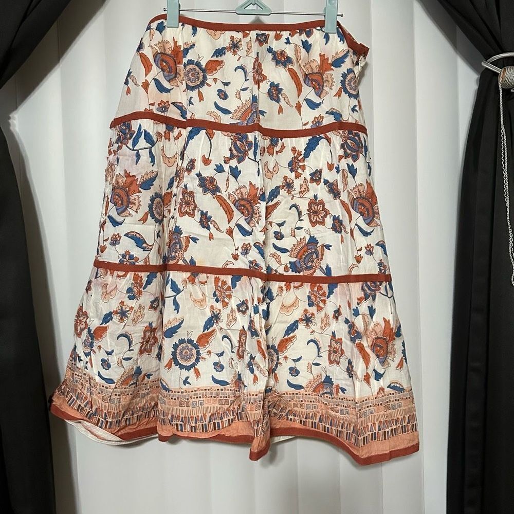 Willi Smith flowy paisley skirt, 100% Cotton, side zipper